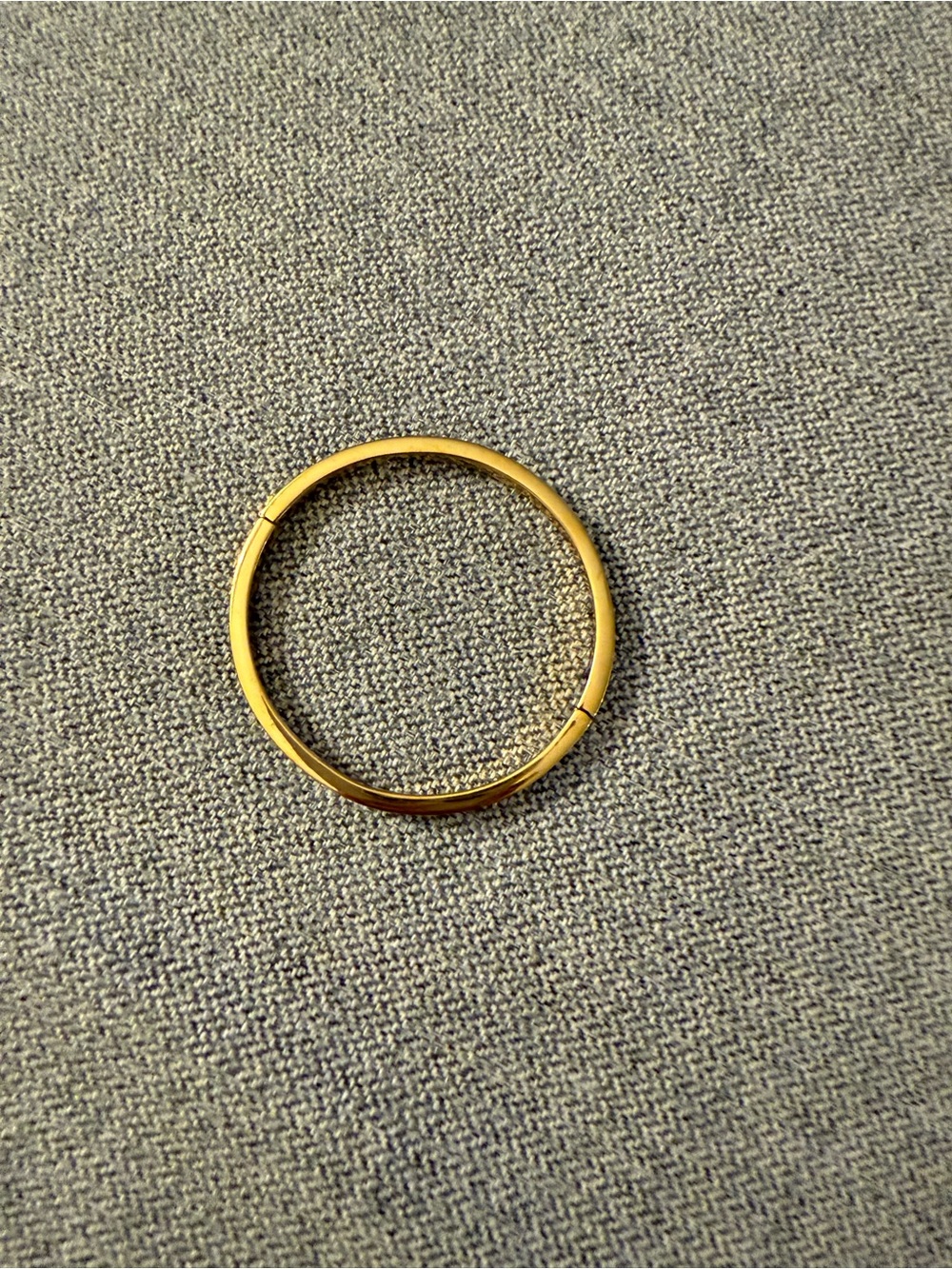 Kate Spade New York Gold Bangle Bracelet with Black Hearts - Picture 3 of 3